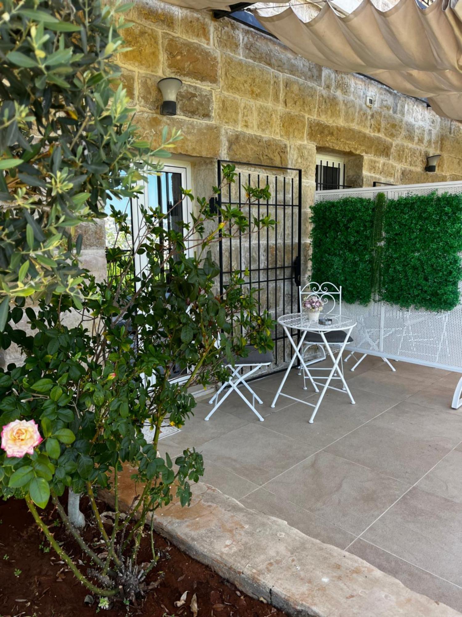 Beit Lebbos Boutique Hotel Бет ид Ден Екстериор снимка